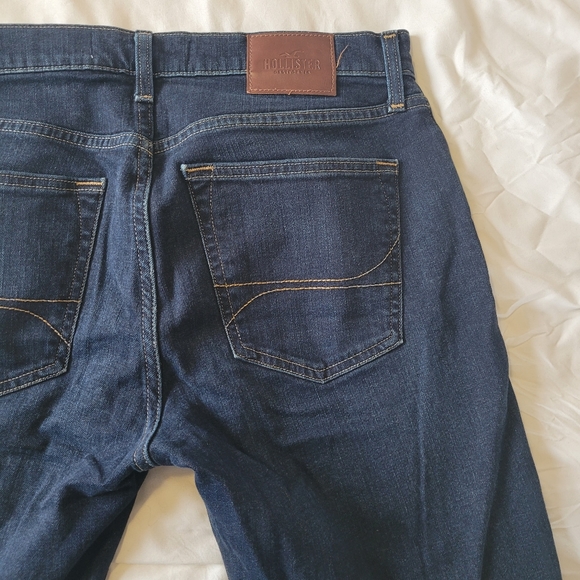Hollister Other - Mens Hollister like new 32x30 dark wash classic straight flex fit